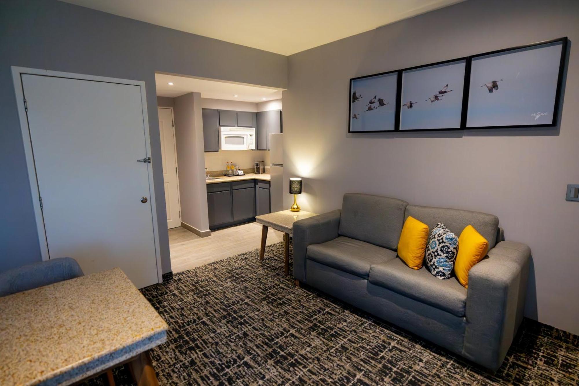 Voco Saltillo Suites By Ihg Εξωτερικό φωτογραφία