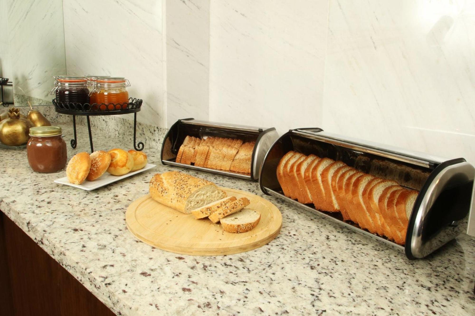 Voco Saltillo Suites By Ihg Εξωτερικό φωτογραφία