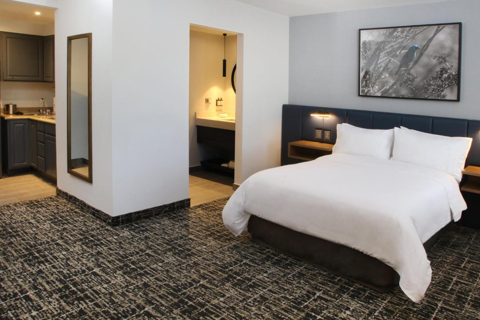 Voco Saltillo Suites By Ihg Εξωτερικό φωτογραφία