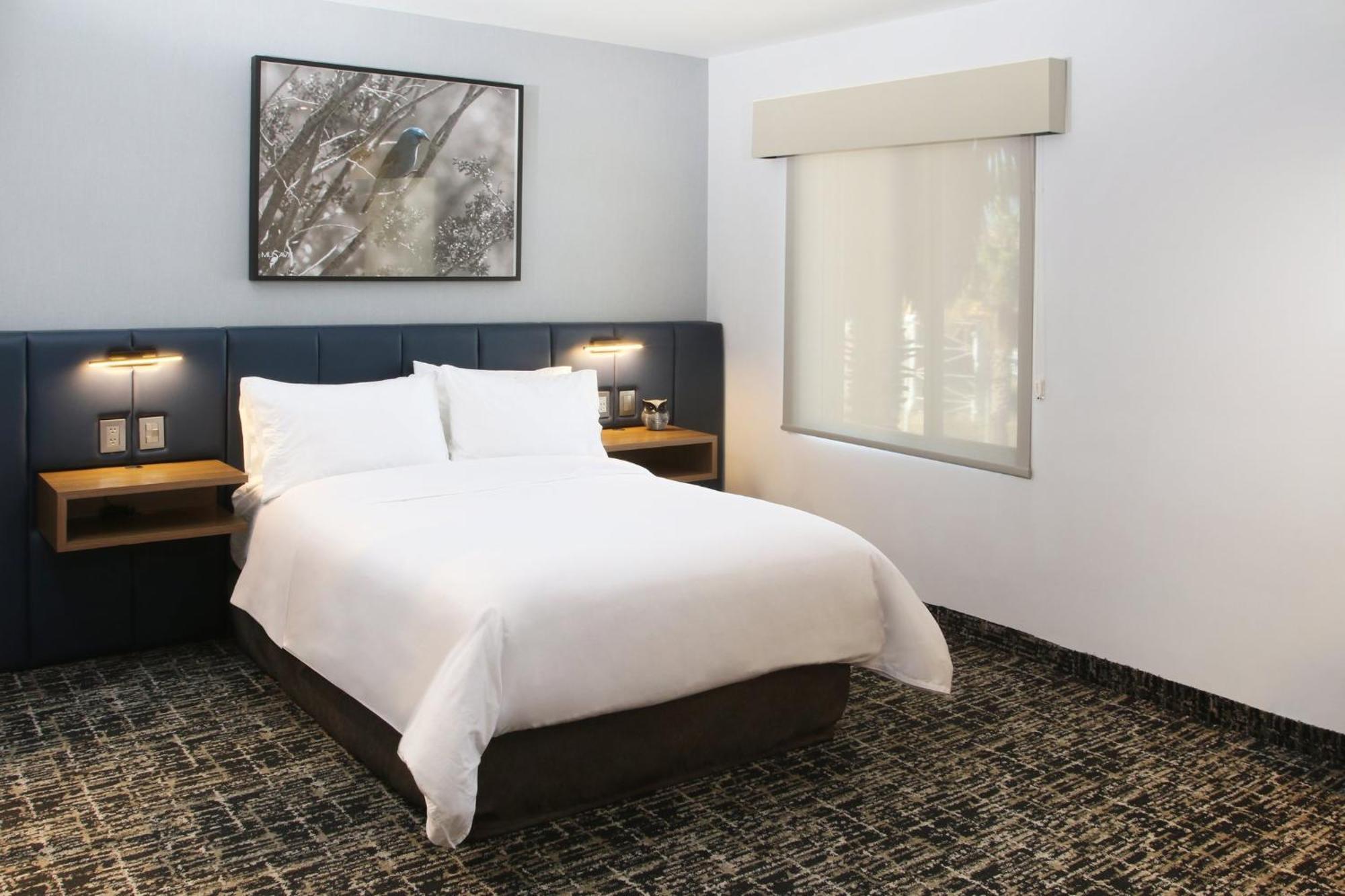 Voco Saltillo Suites By Ihg Εξωτερικό φωτογραφία